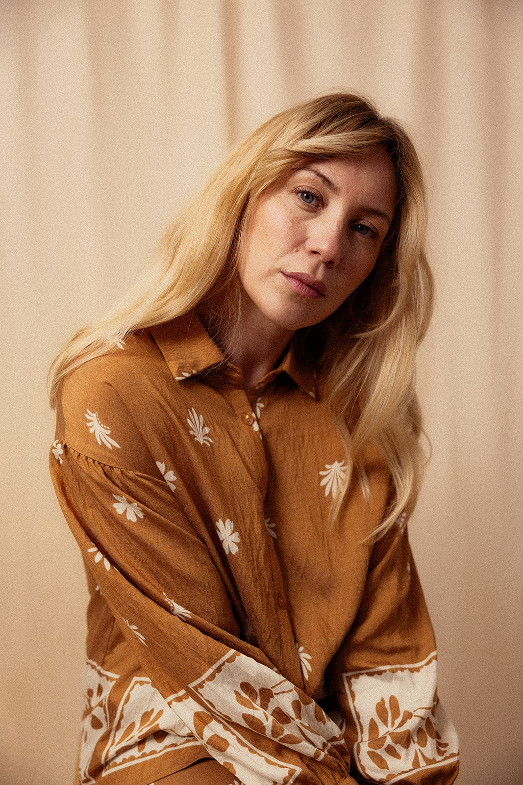 ADELIE SHIRT - CAMEL