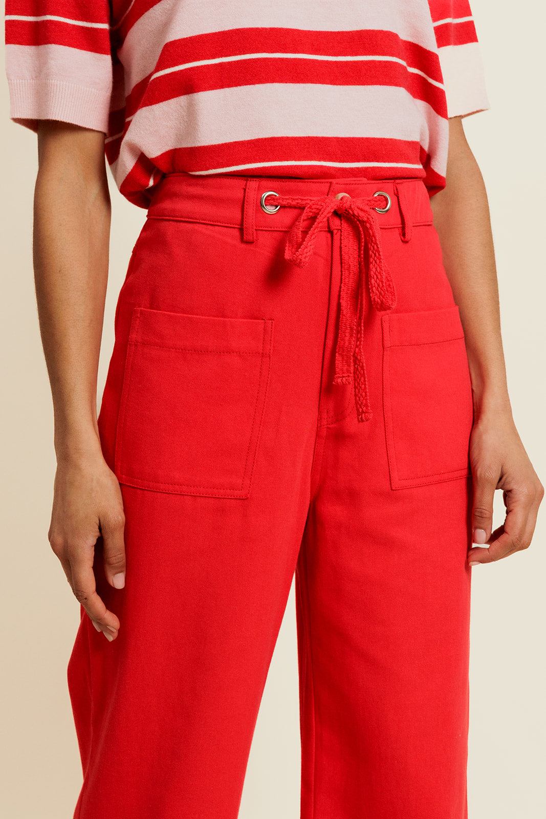 LÉORINE - Pantalon Rouge en coton avec Cordon