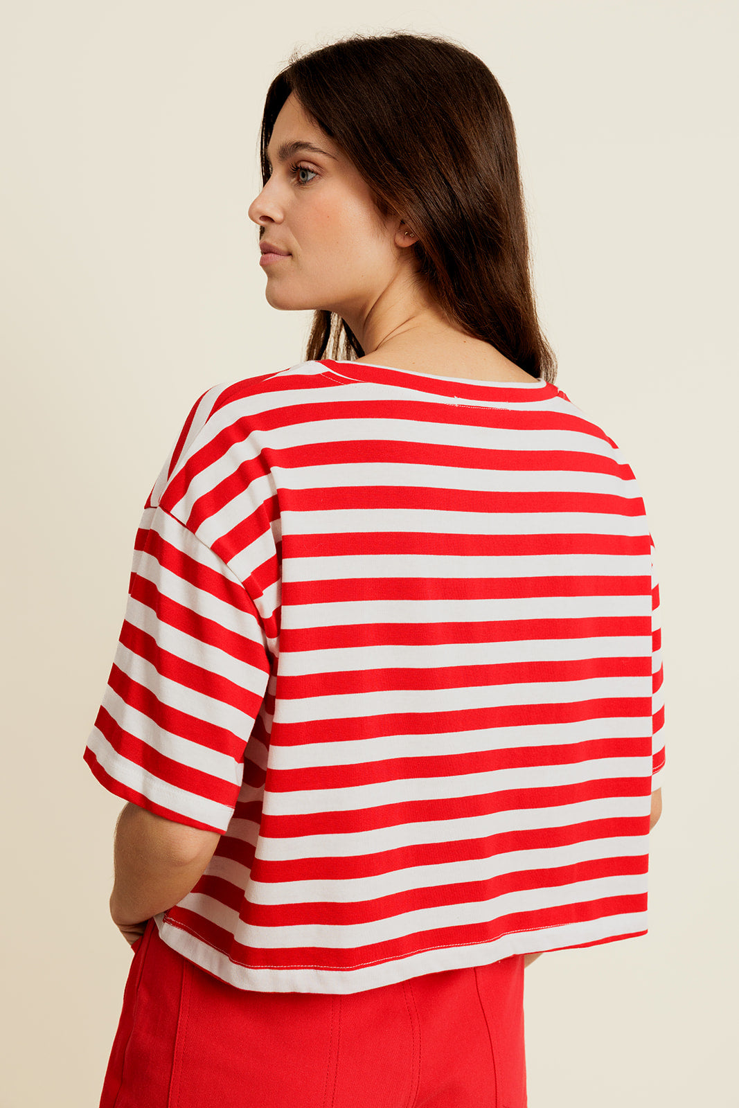 ZÉLYNOR - T-Shirt Court Rouge Oversize à Rayures