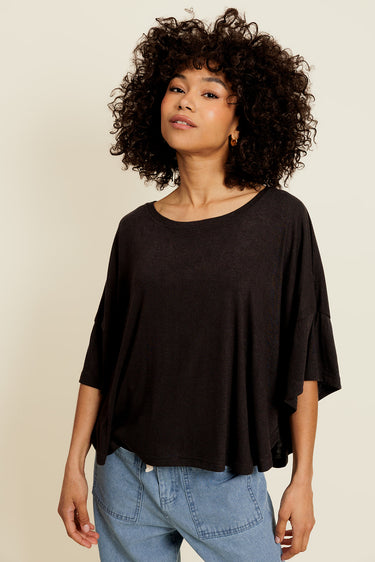 HÉRINE - T-Shirt Noir Oversize