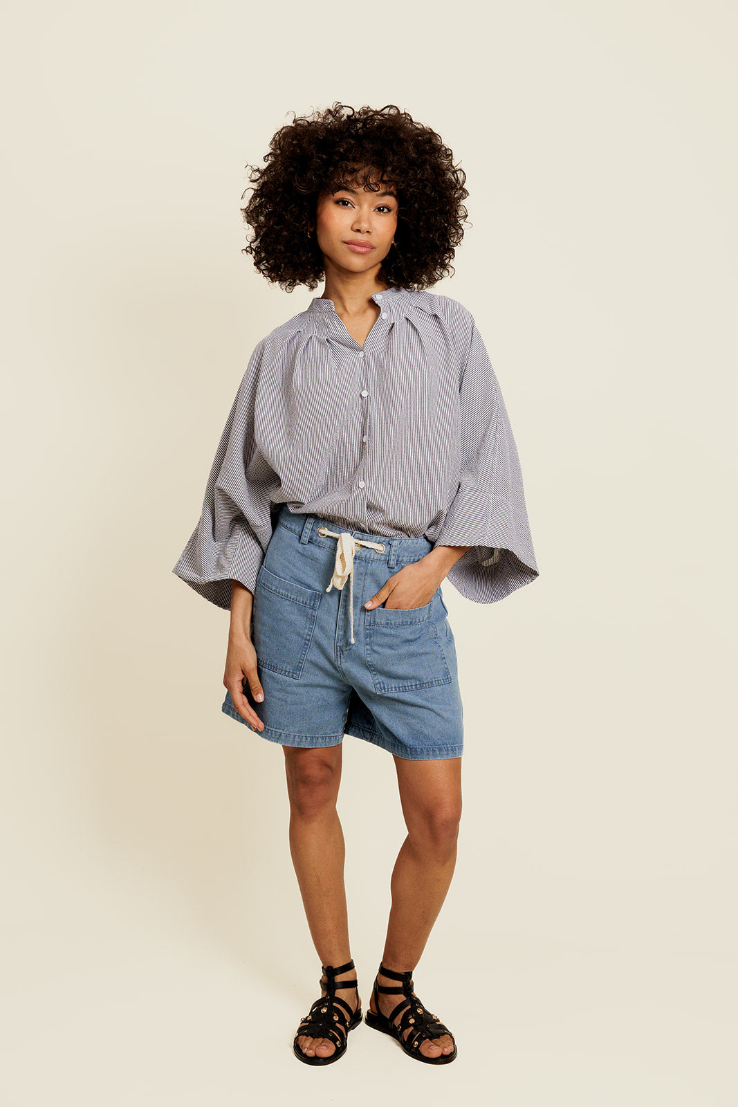 MÉLISYS - Chemise Noire Oversize avec Pince