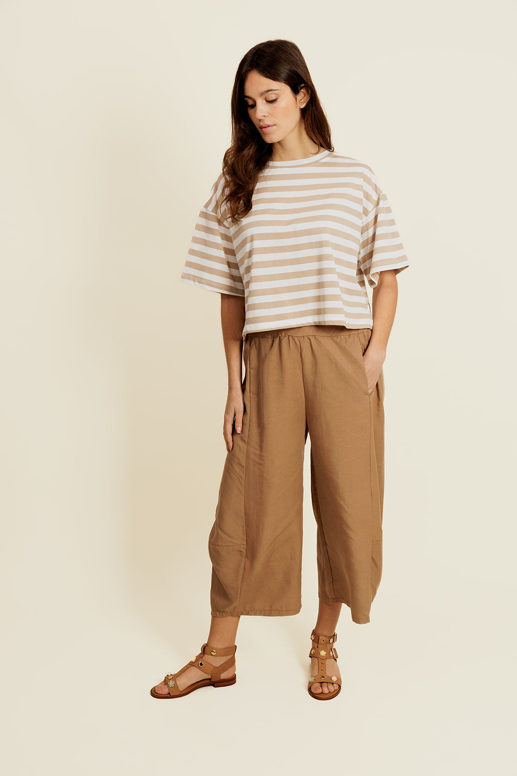 MÉLIONE - Pantalon Camel Court 8/10