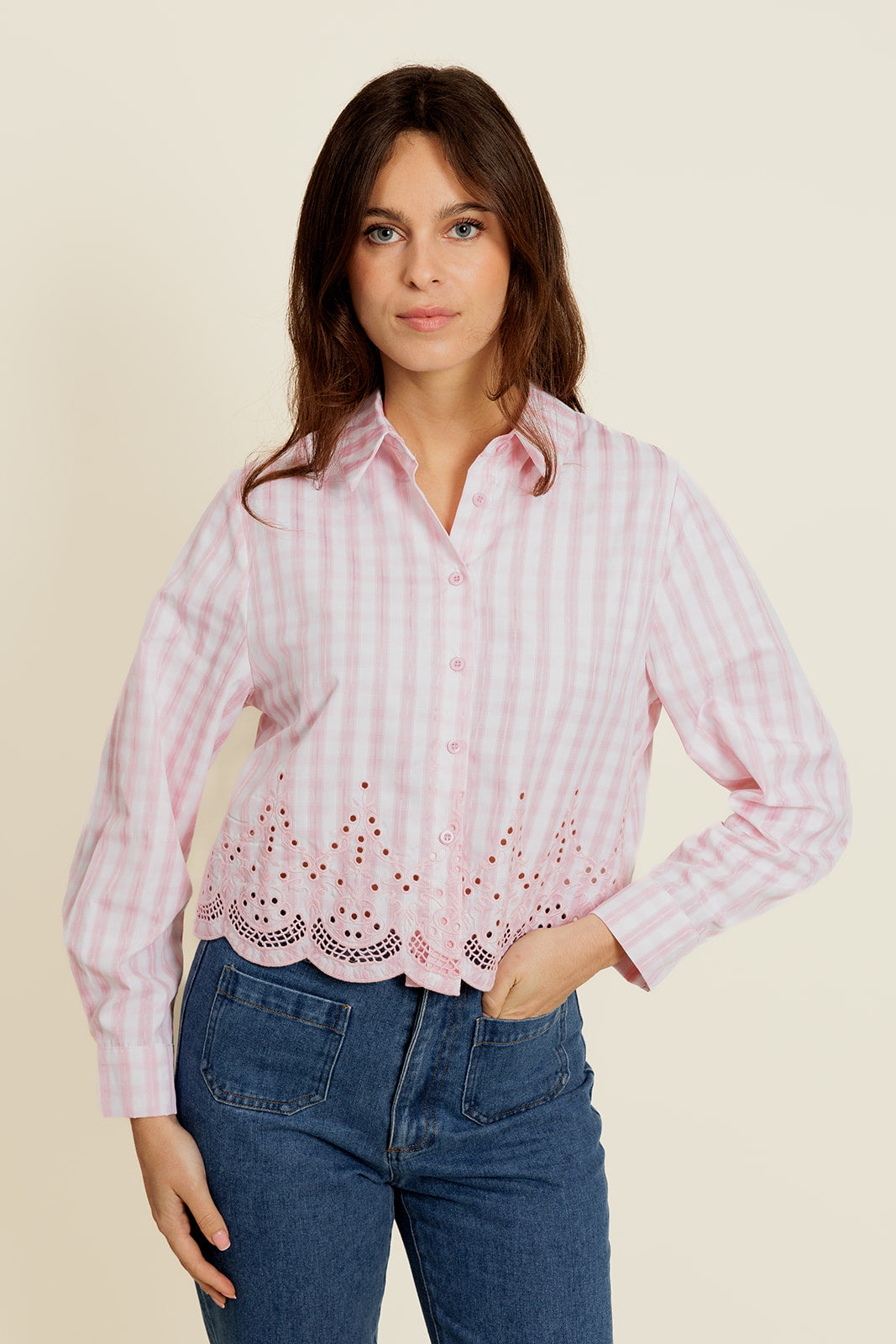 MAËLYS - Chemise à Carreaux Rose Femme avec Broderies