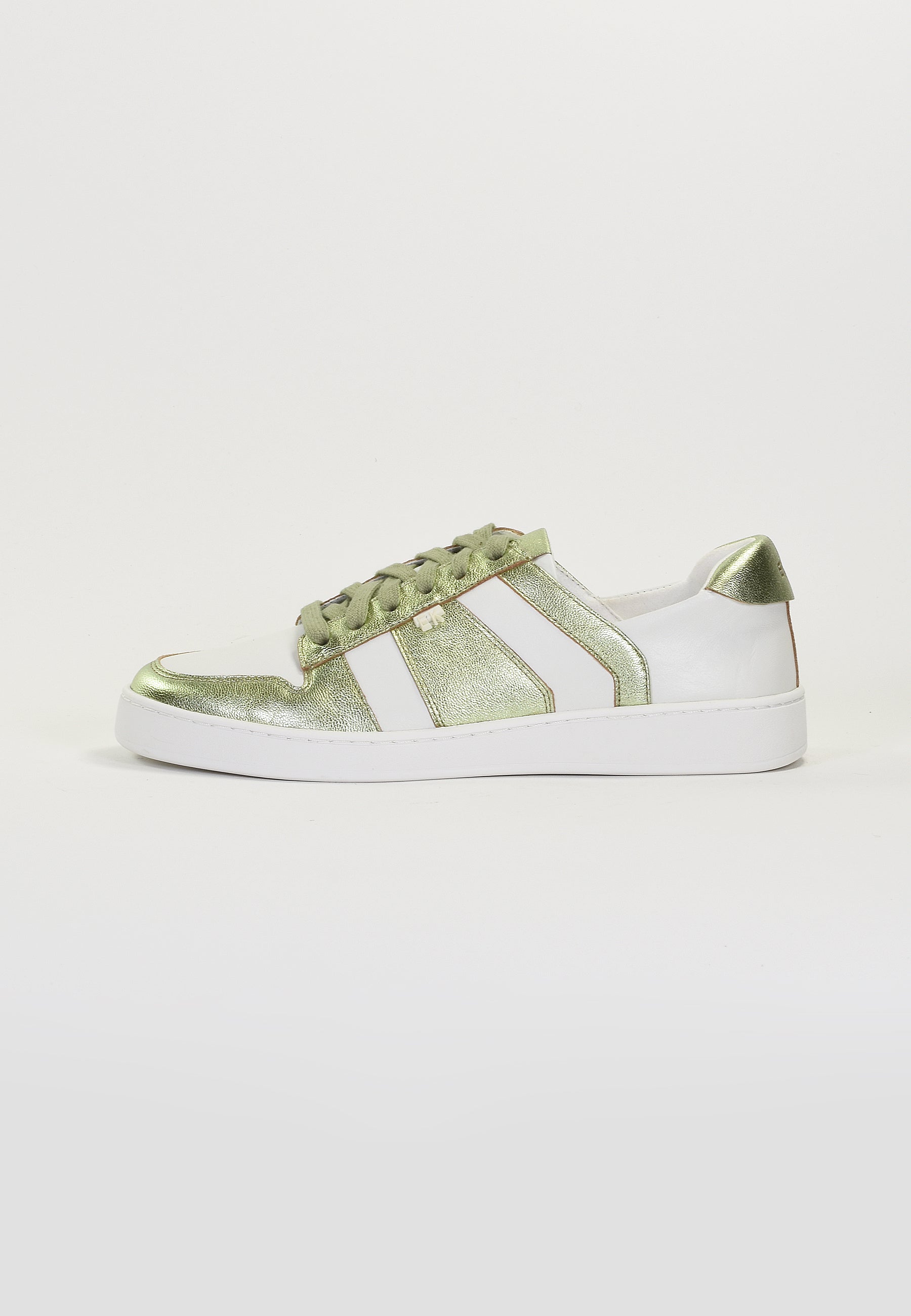 BASKETS BRUNE - PISTACHE