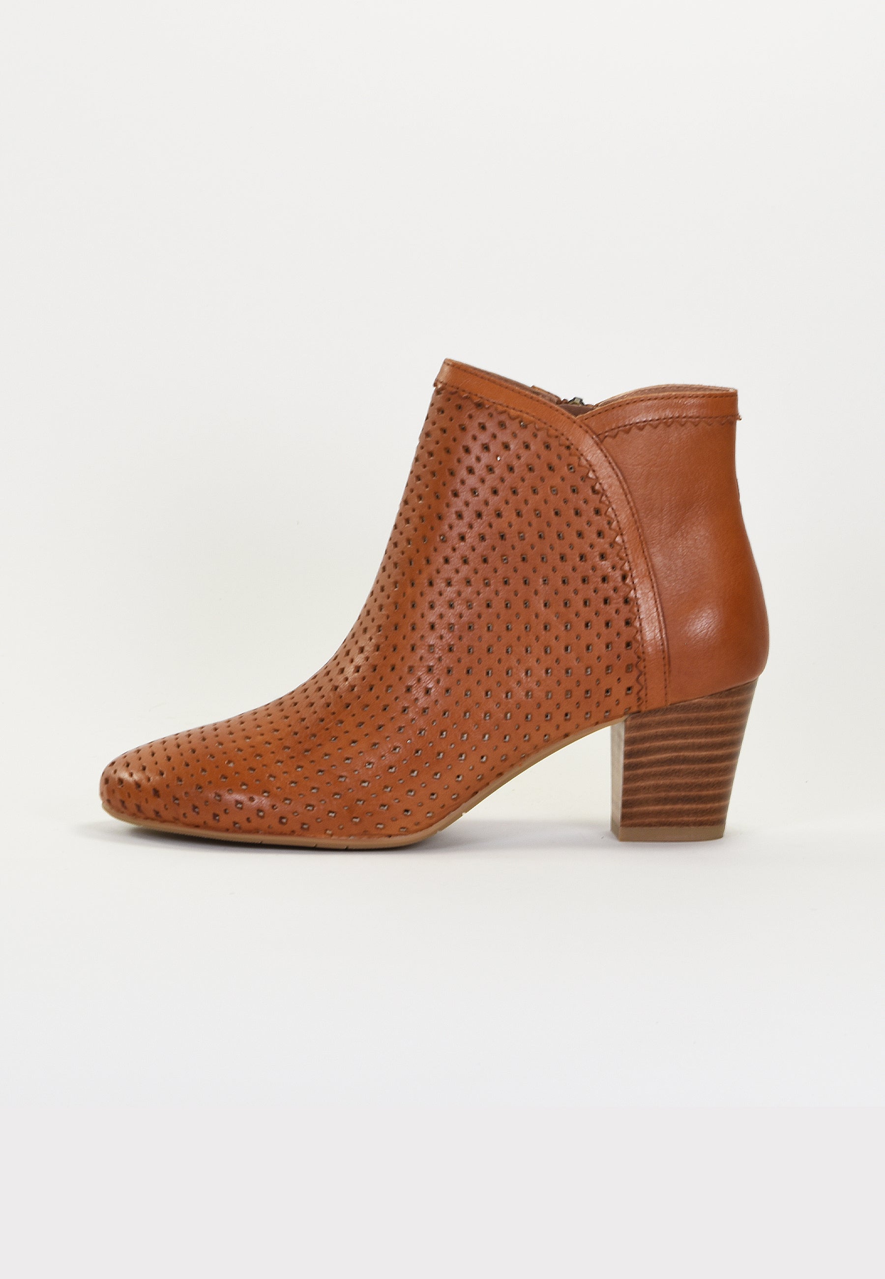 ISABEAU ANKLE BOOTS - CAMEL