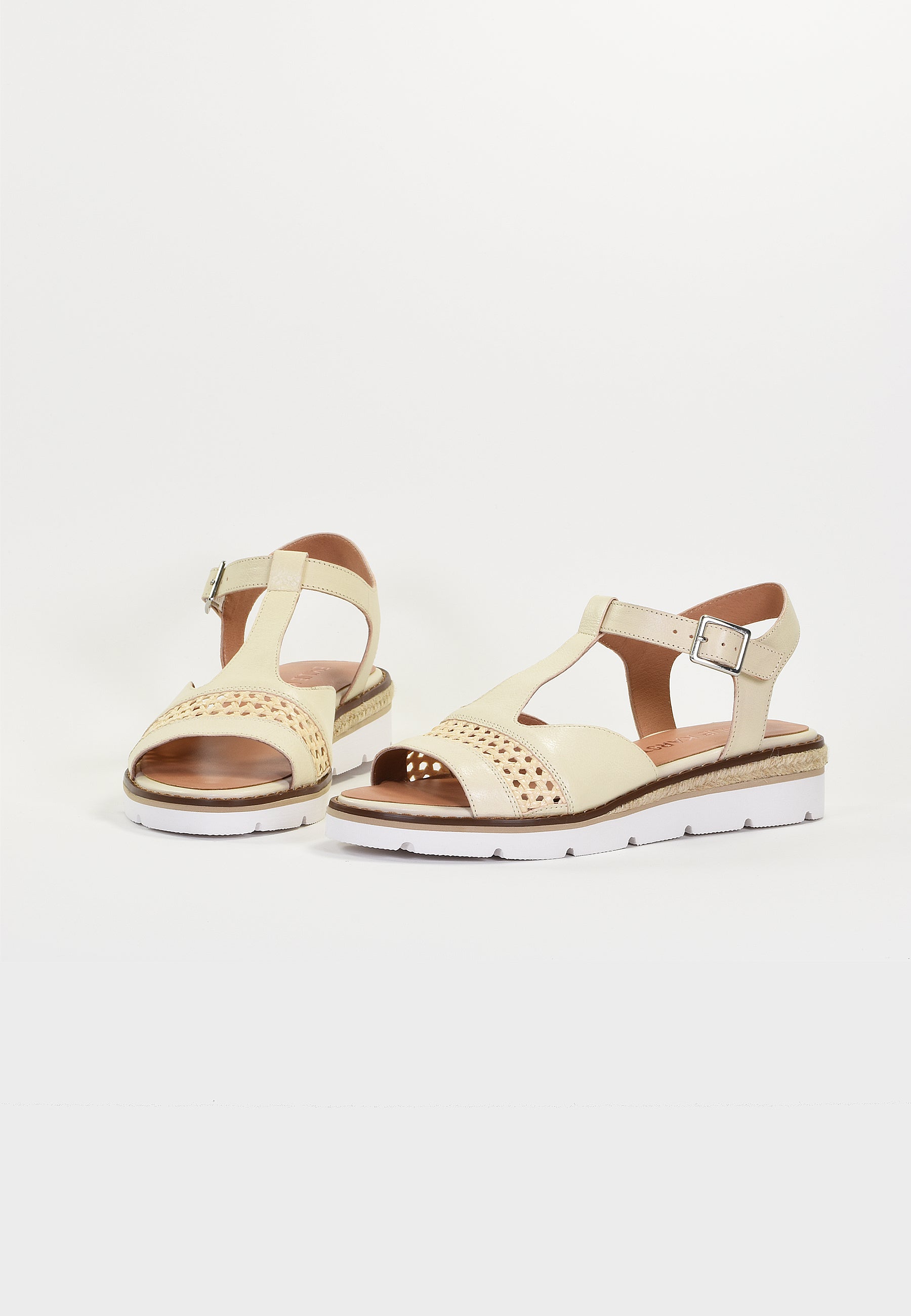 KIARA SANDALS - CREAM