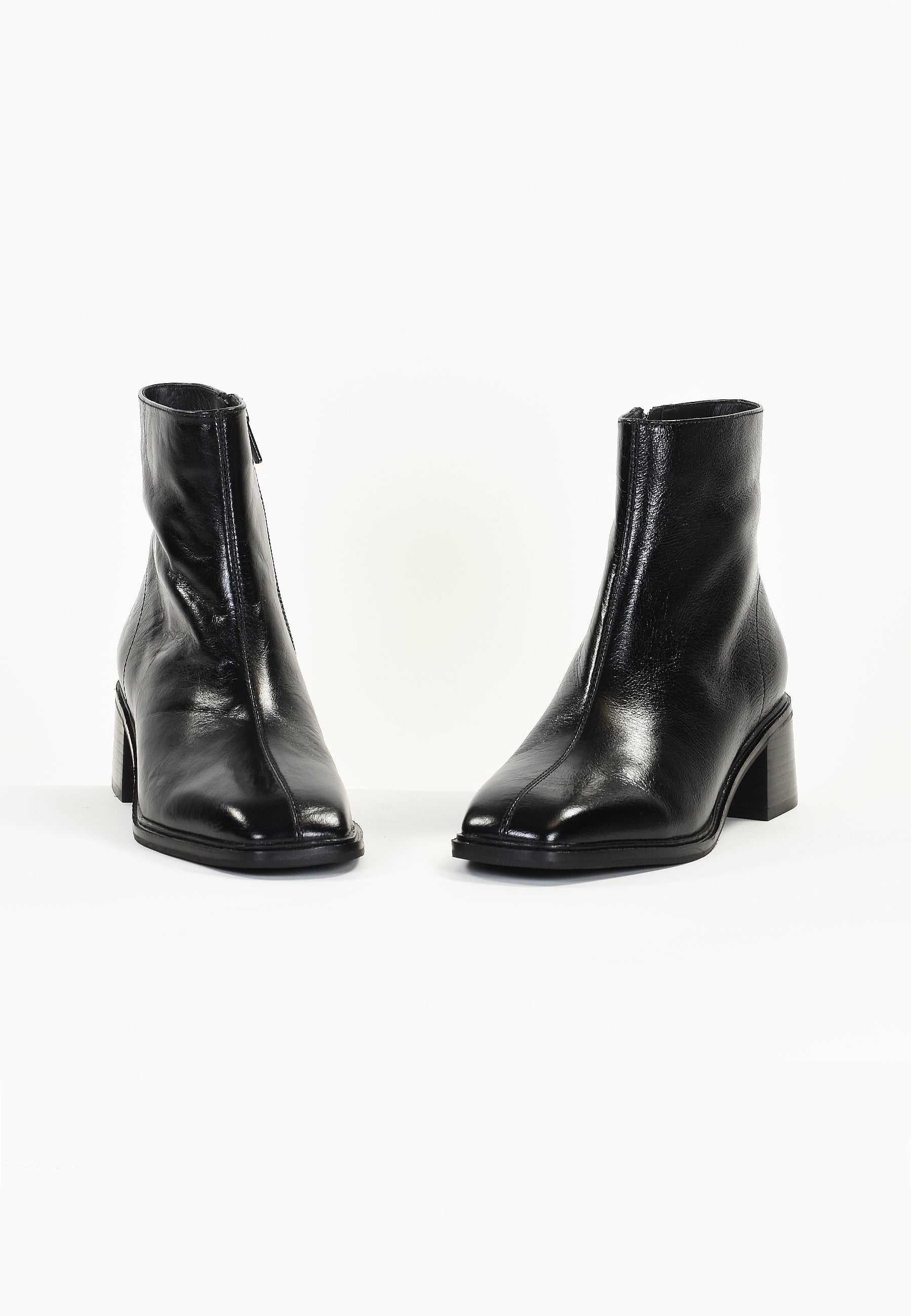 PARIS ANKLE BOOTS - SMOOTH BLACK