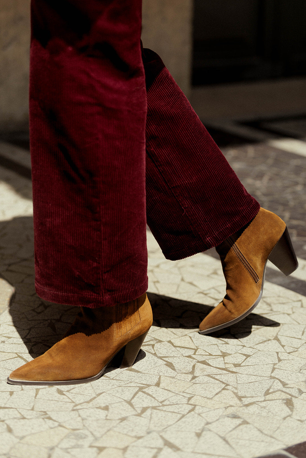 LAURENCE ANKLE BOOTS - CAMEL