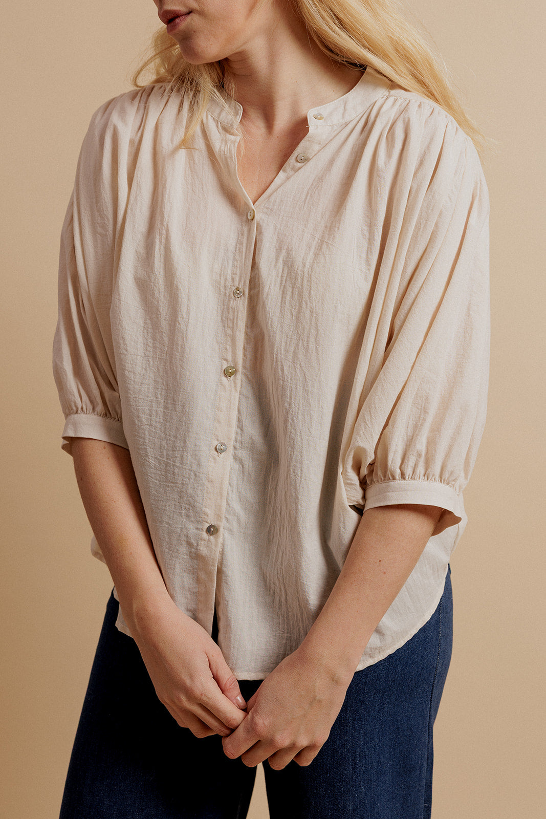 AUBE OVERSIZED SHIRT - BEIGE