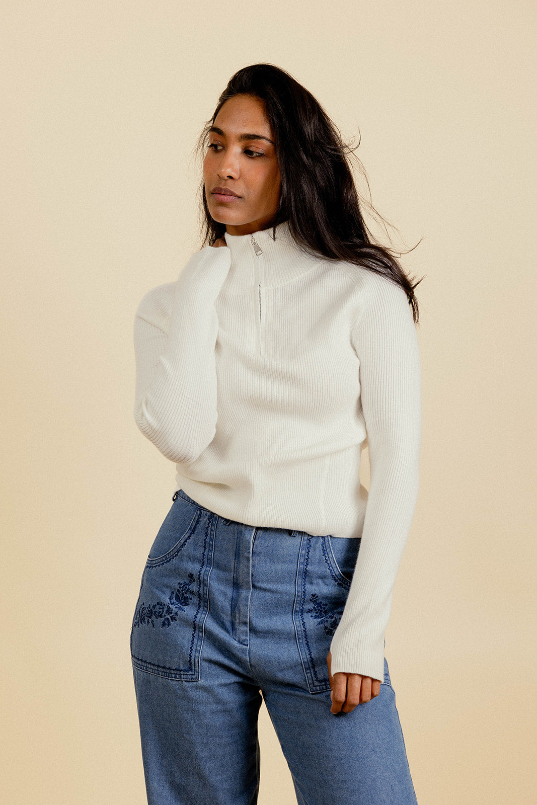 AÉLIS TRUCKER SWEATER - ECRU