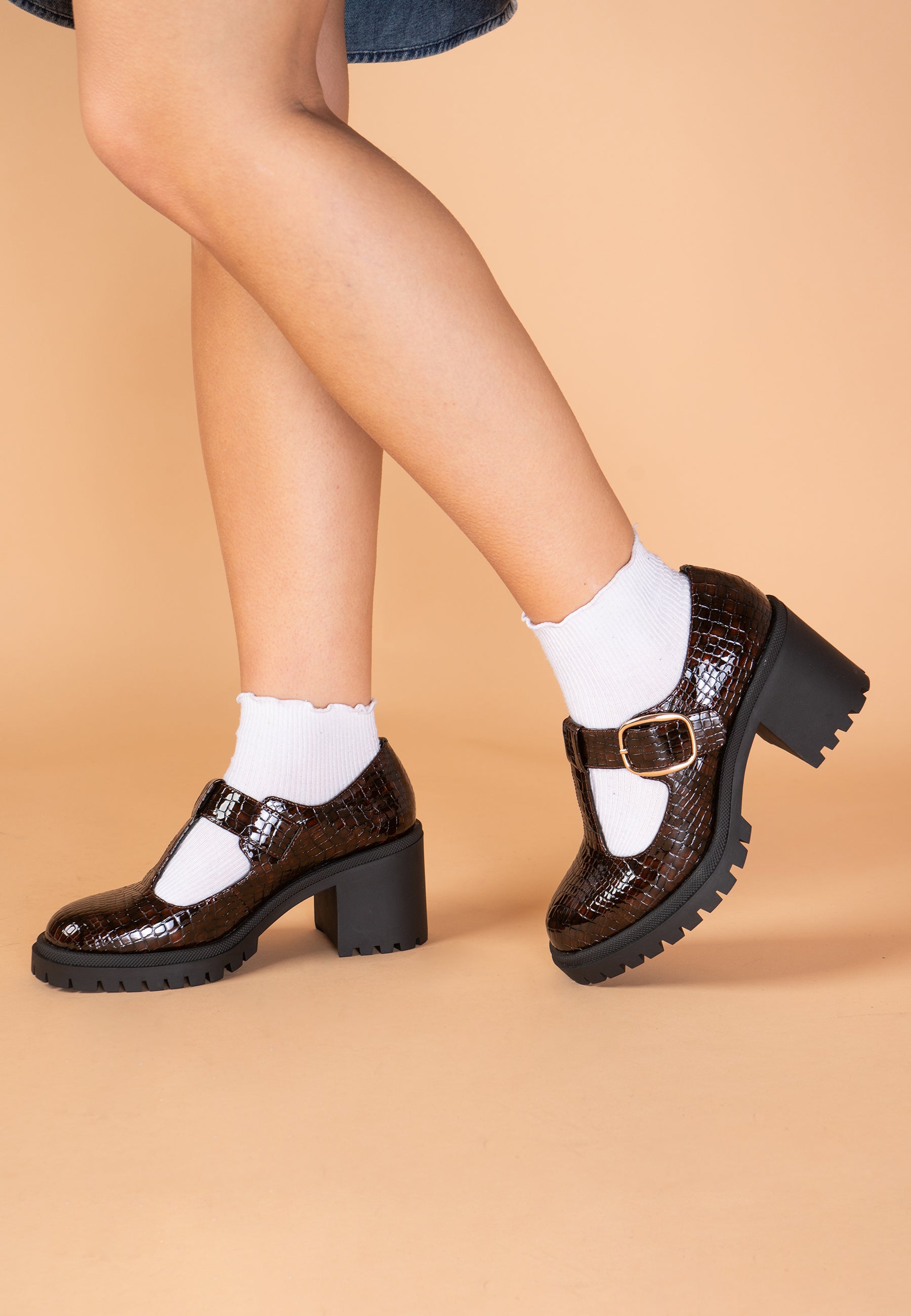 ARUM PUMPS - BROWN