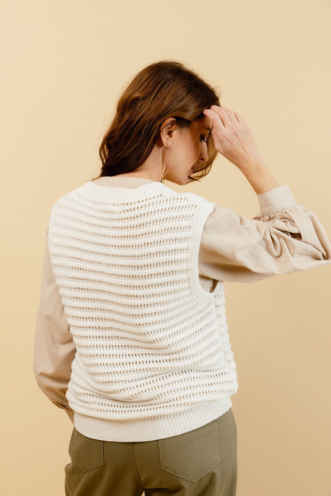 GEORGINA - Pull Écru Sans Manches en Crochet Femme