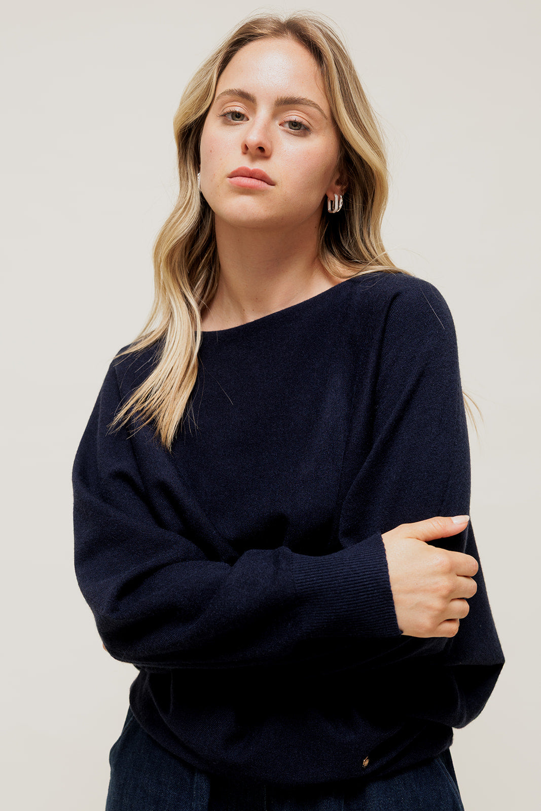 RELYA - Pull Col Bateau avec Perles au Dos Marine