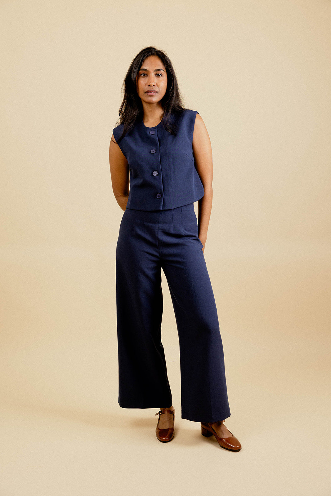 JUSTINE SLEEVELESS JACKET - NAVY