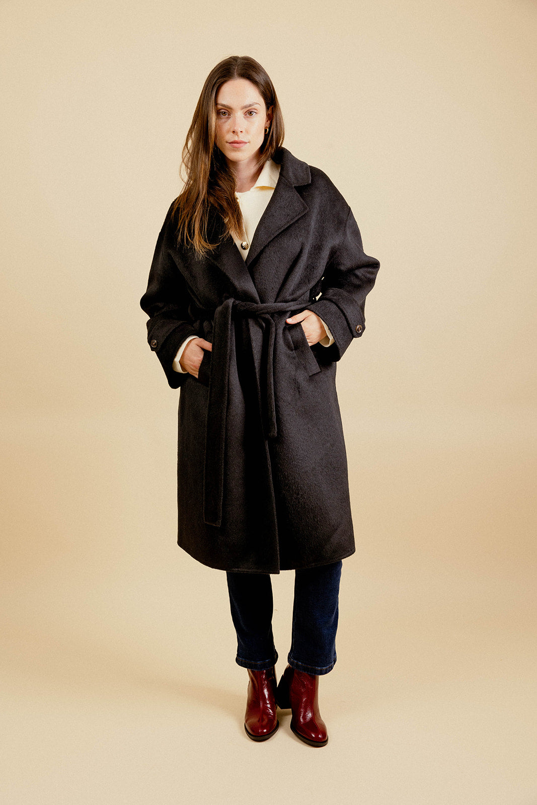 LÉANE LONG COAT - BLACK