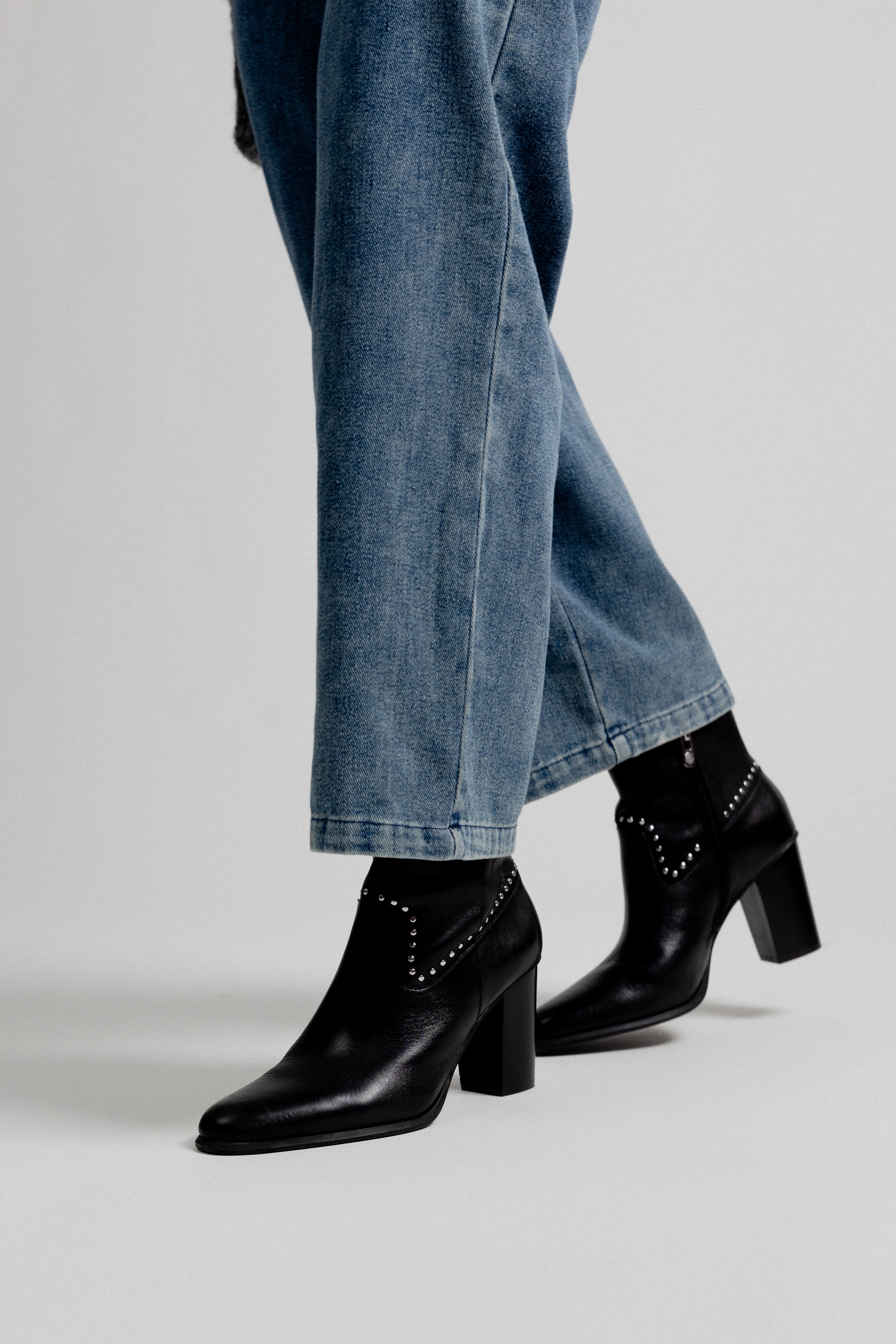NOLANE ANKLE BOOTS - Black