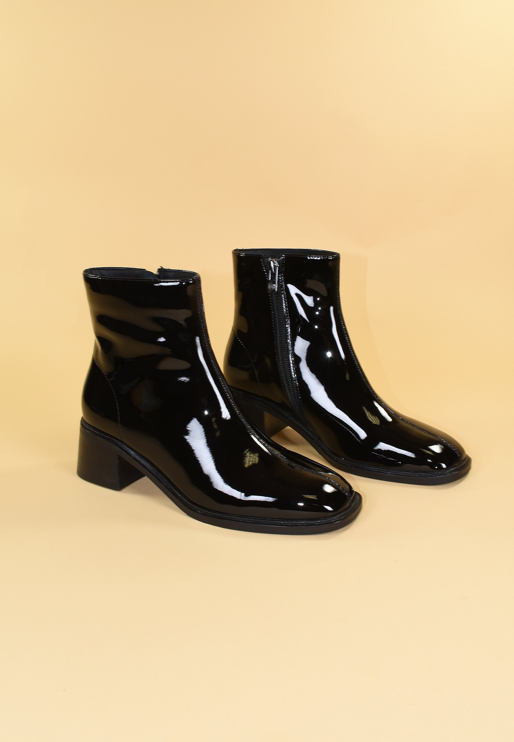 BOTTINES PARIS - NOIR VERNI