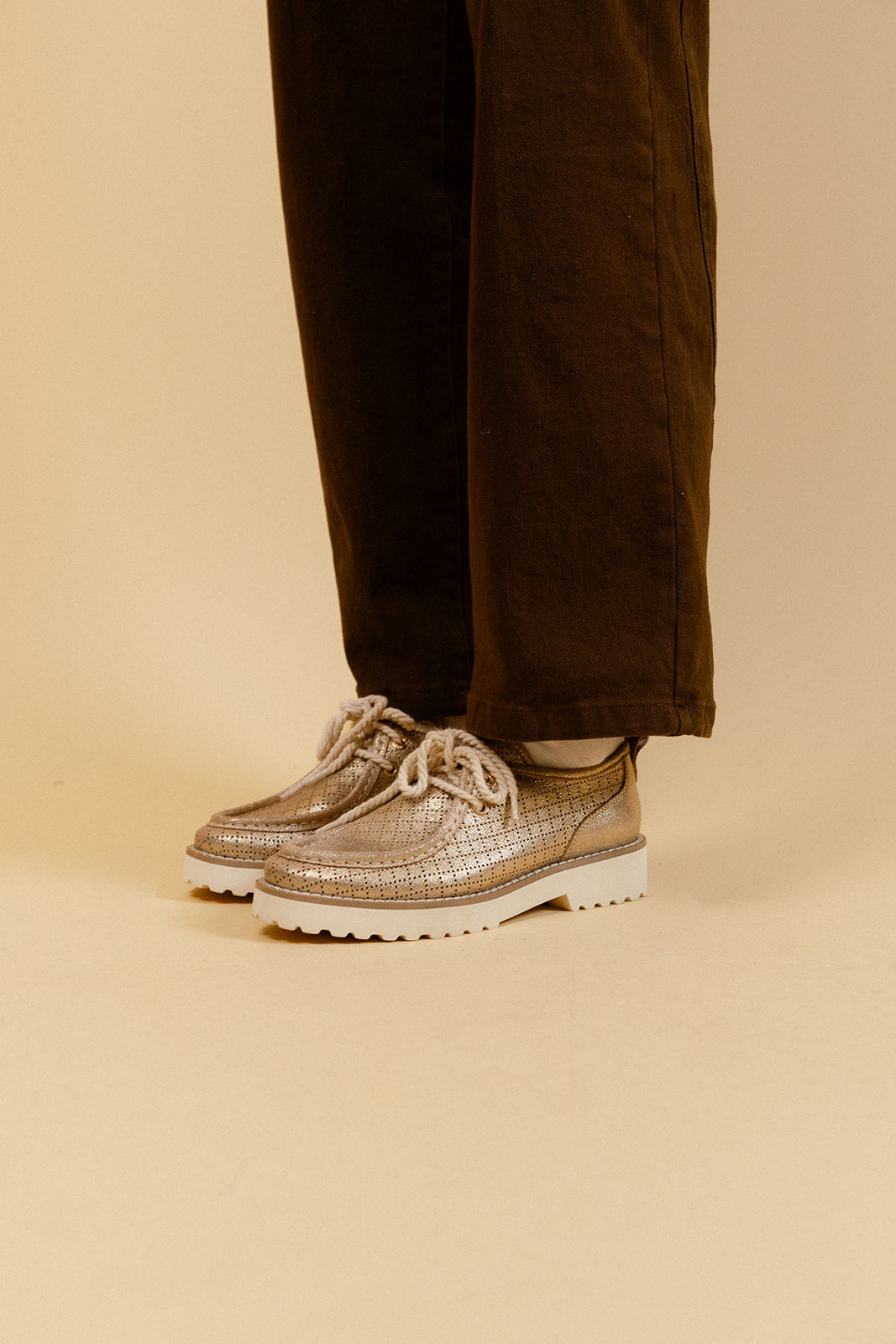 ALPINA - Derbies en Cuir Doré/Platine