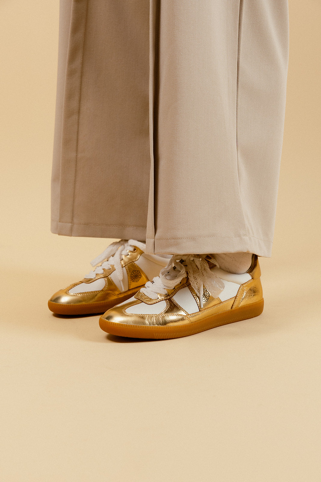 CHERRY - Baskets en cuir Doré/Platine