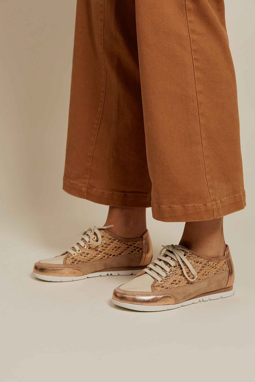 CAMINO - Baskets Dentelle Chic & Confort Nude/Doré