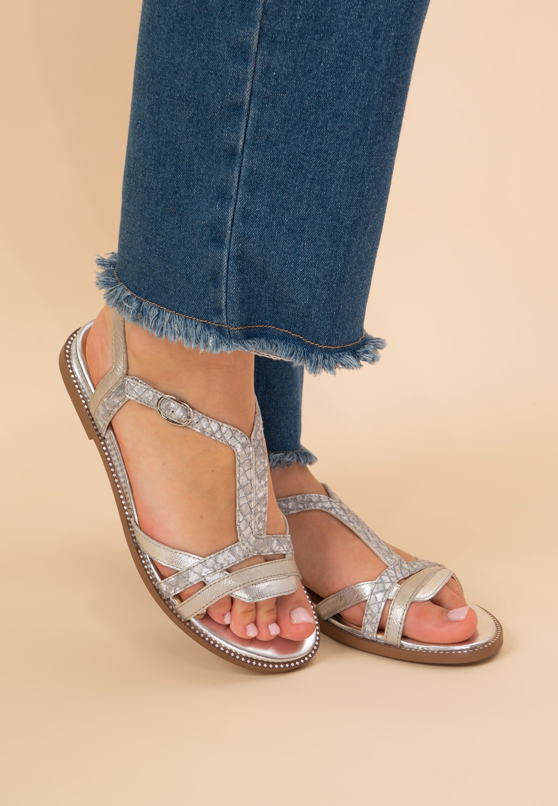 SOBIO SANDALS - Grey