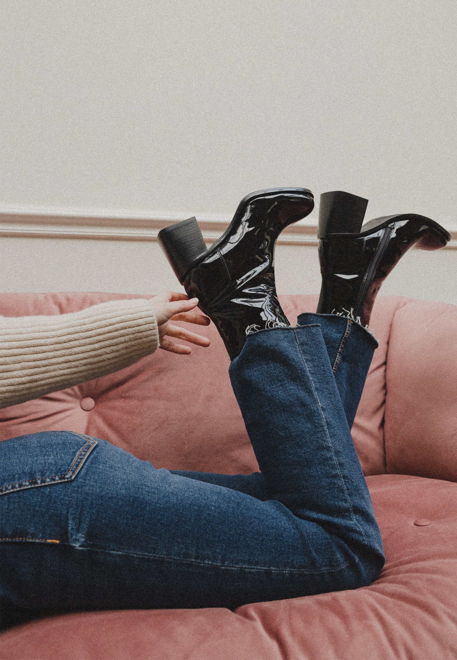 BOTTINES VICTORIA - NOIR VERNIS