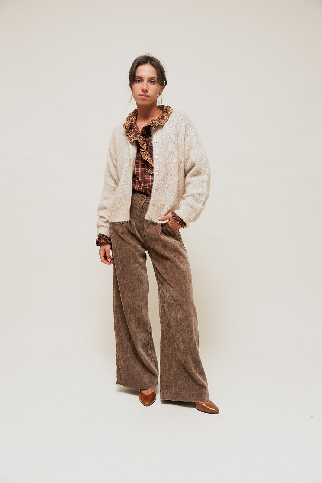 LYSORA - Pantalon Large effet Velours Taupe