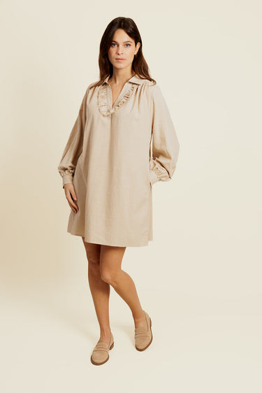 ALIZÉE - Robe courte beige unie à volants