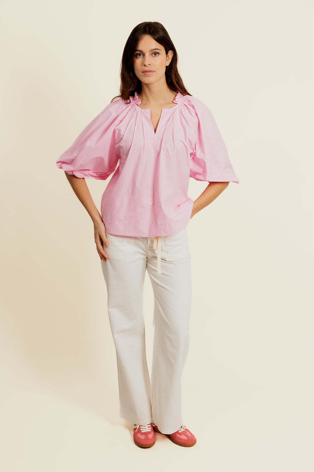 IRÉNOR - Blouse Rose avec manche 2/3  Ballon et Froufrou