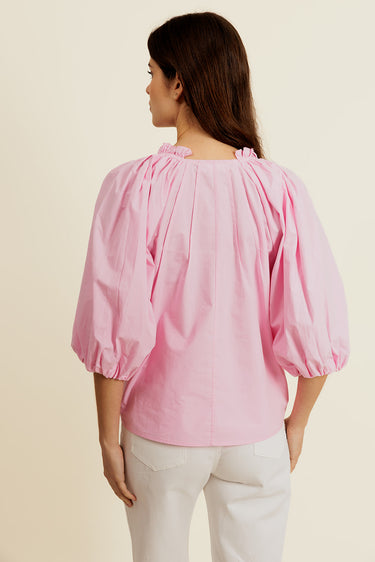 IRÉNOR - Blouse Rose avec manche 2/3  Ballon et Froufrou