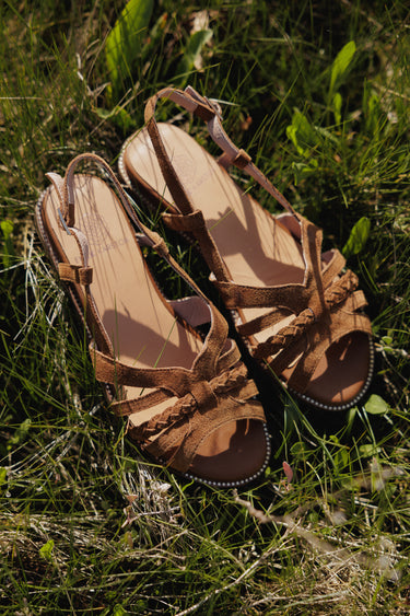 SORENA - Sandale Plate en Cuir Marron/Cognac