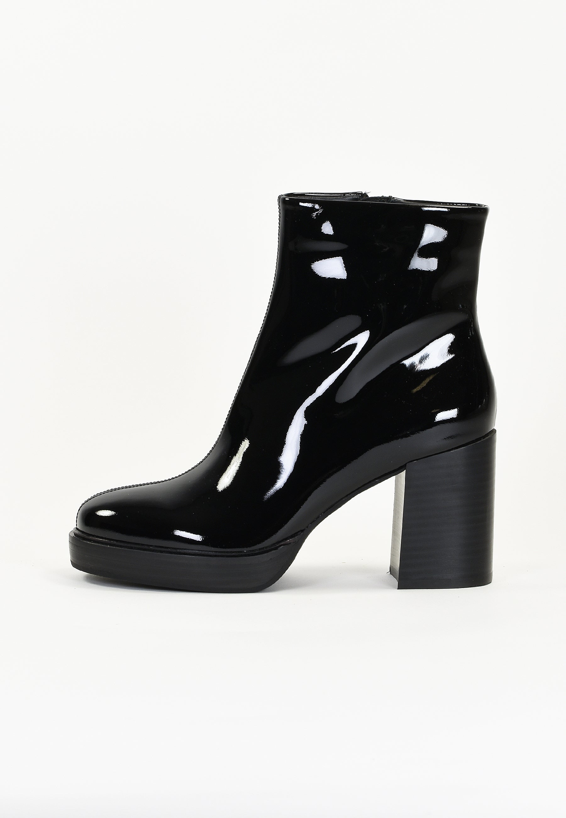 IRIS ANKLE BOOTS - BLACK
