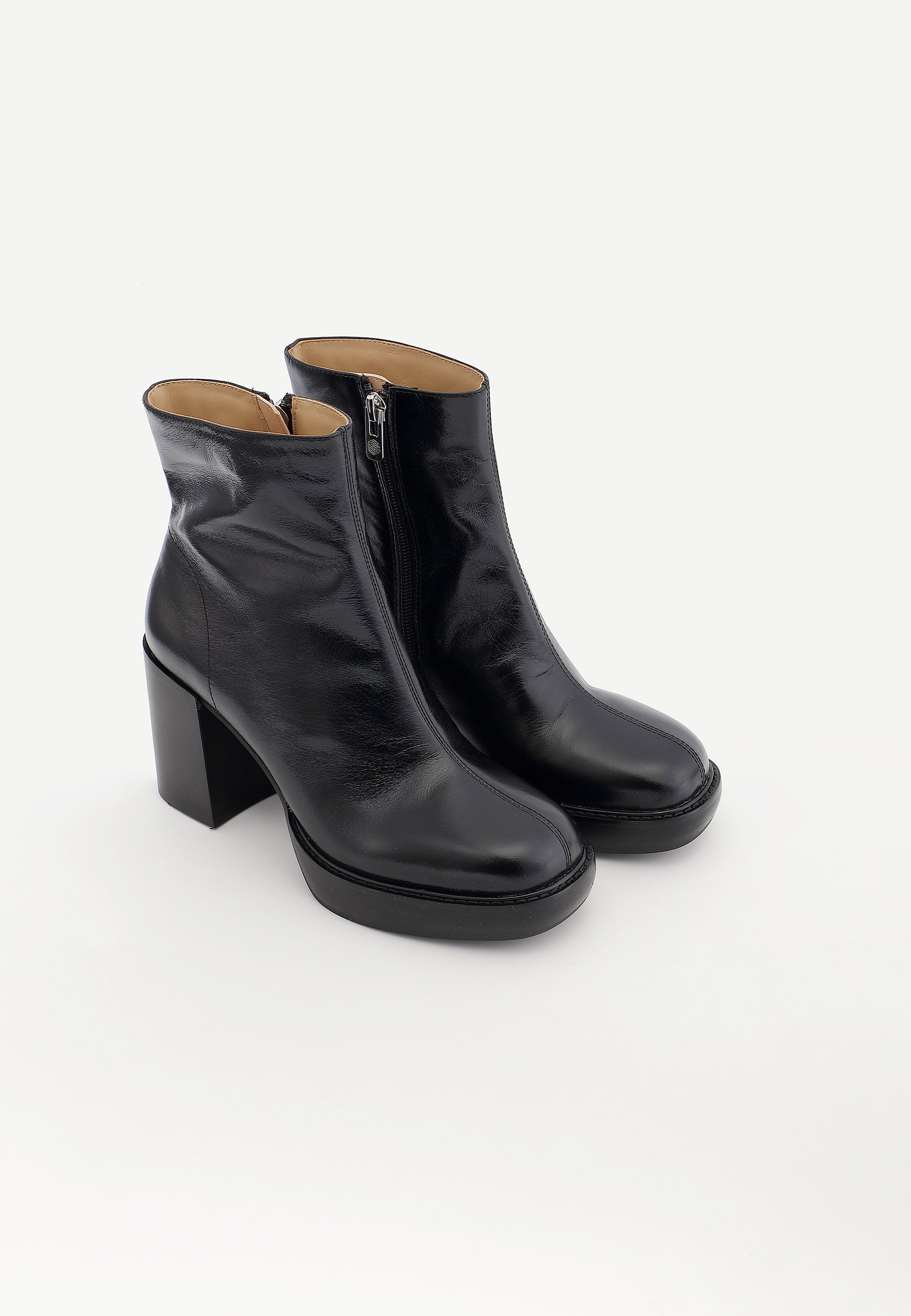 CLEA ANKLE BOOTS - BLACK