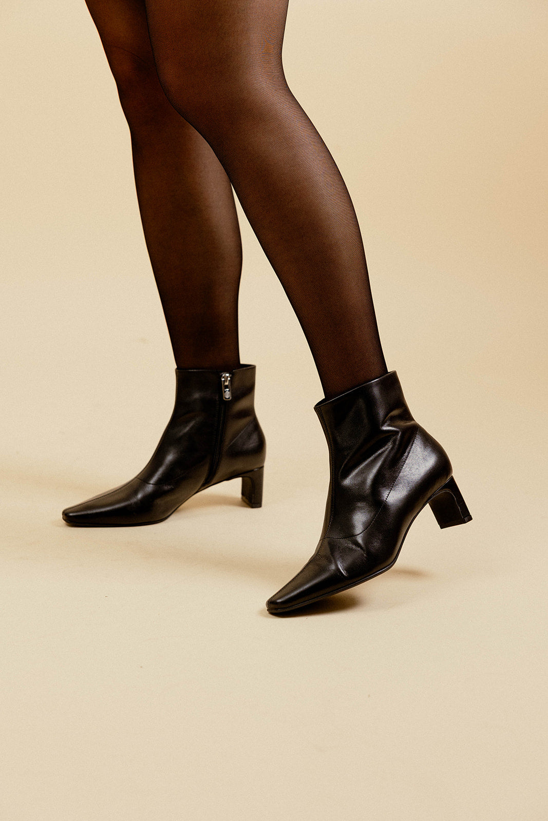 ALIX ANKLE BOOTS - BLACK