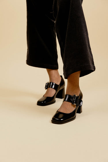 DEBBIE PUMPS - BLACK