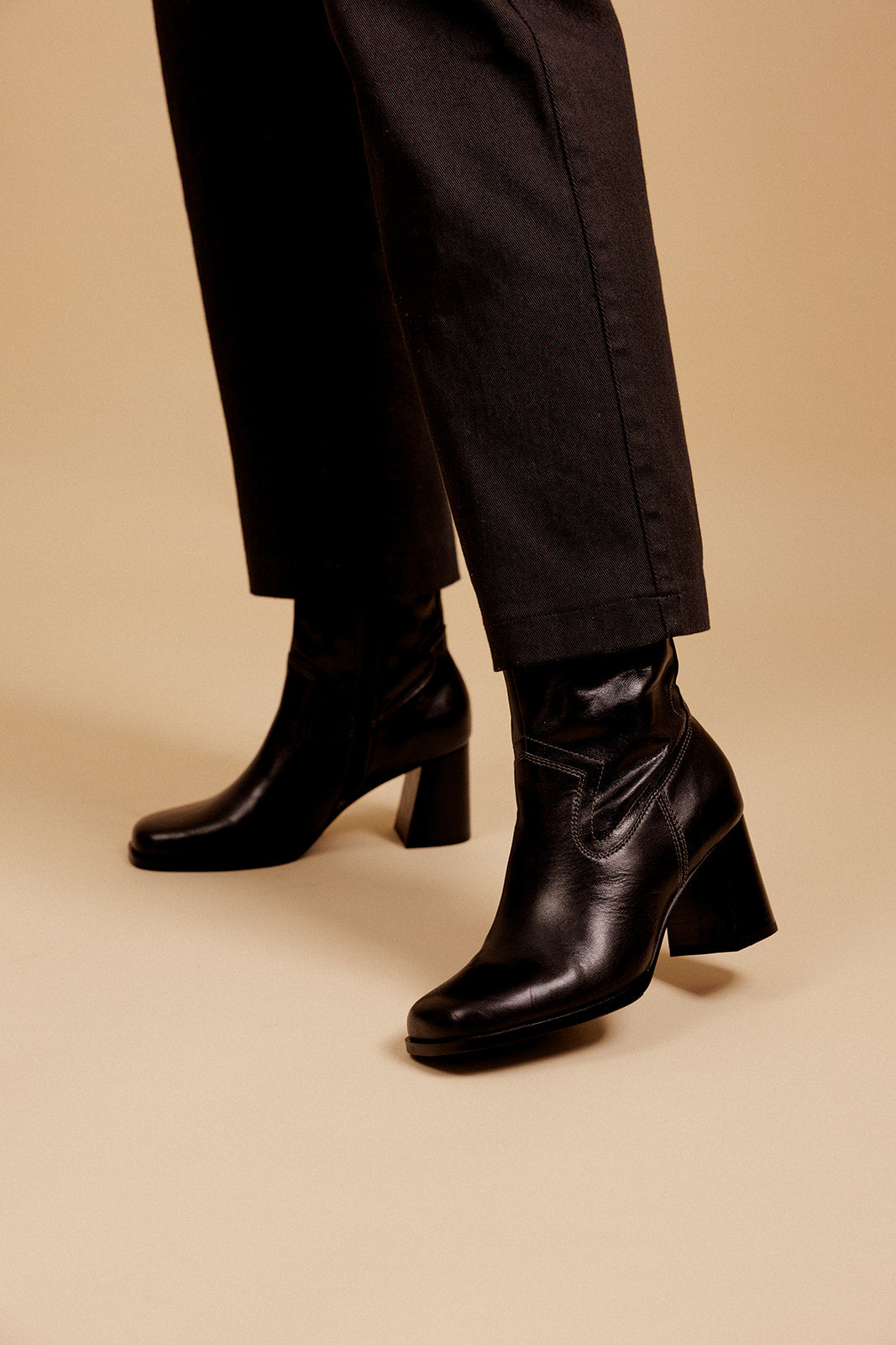 SABRINA ANKLE BOOTS - BLACK