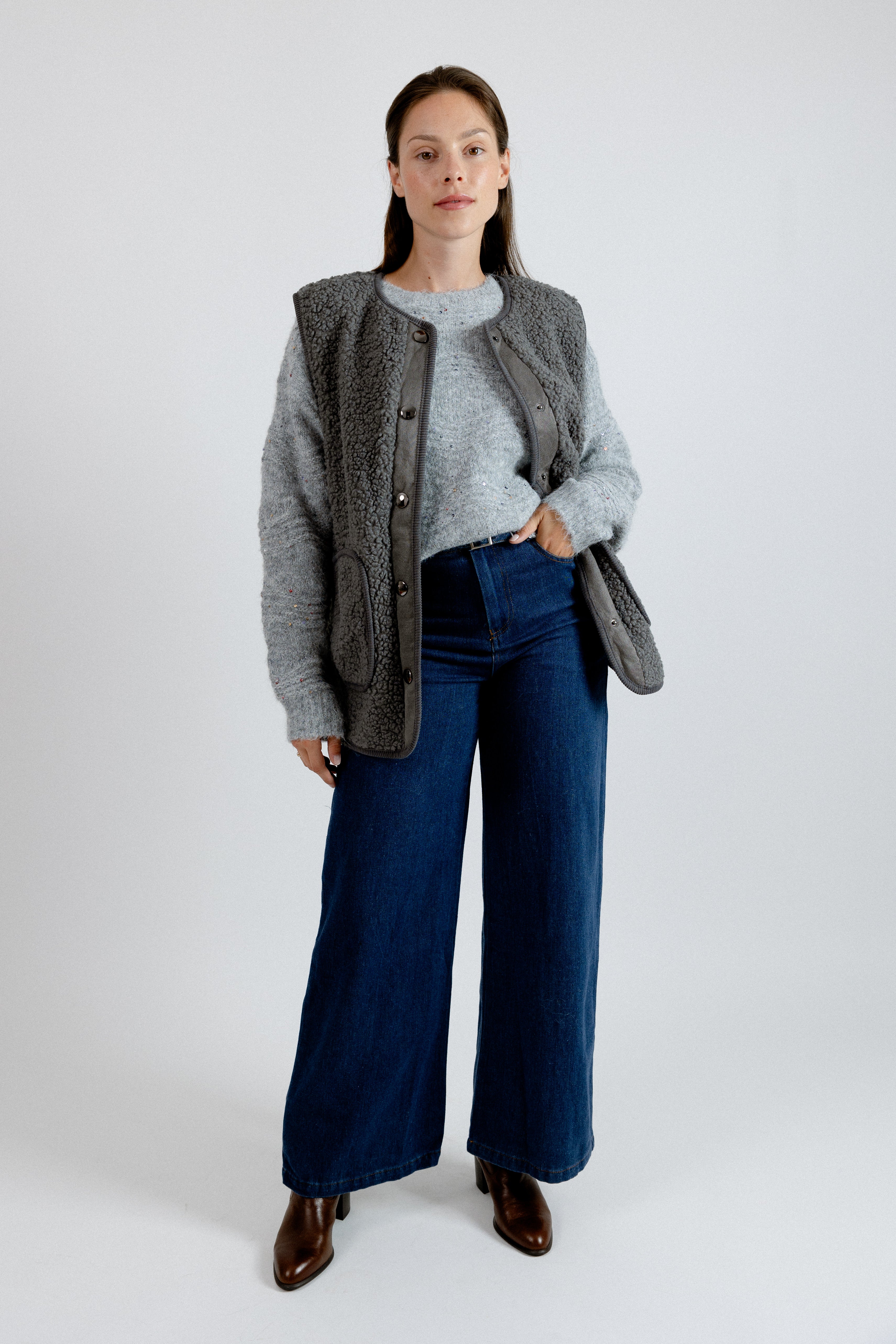 LOVED JACKET - GREY