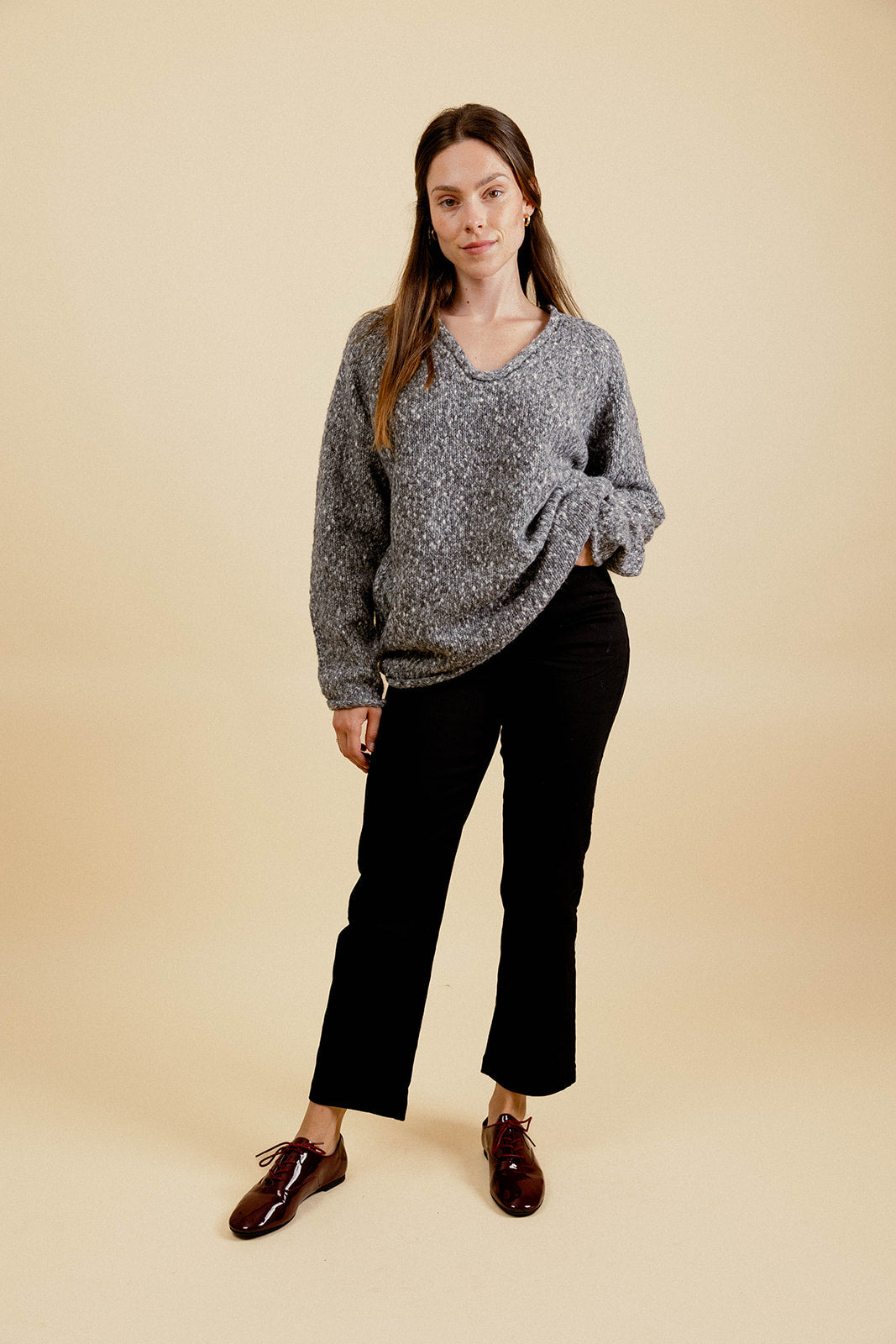 BARLAY OVERSIZED SWEATER - BLACK