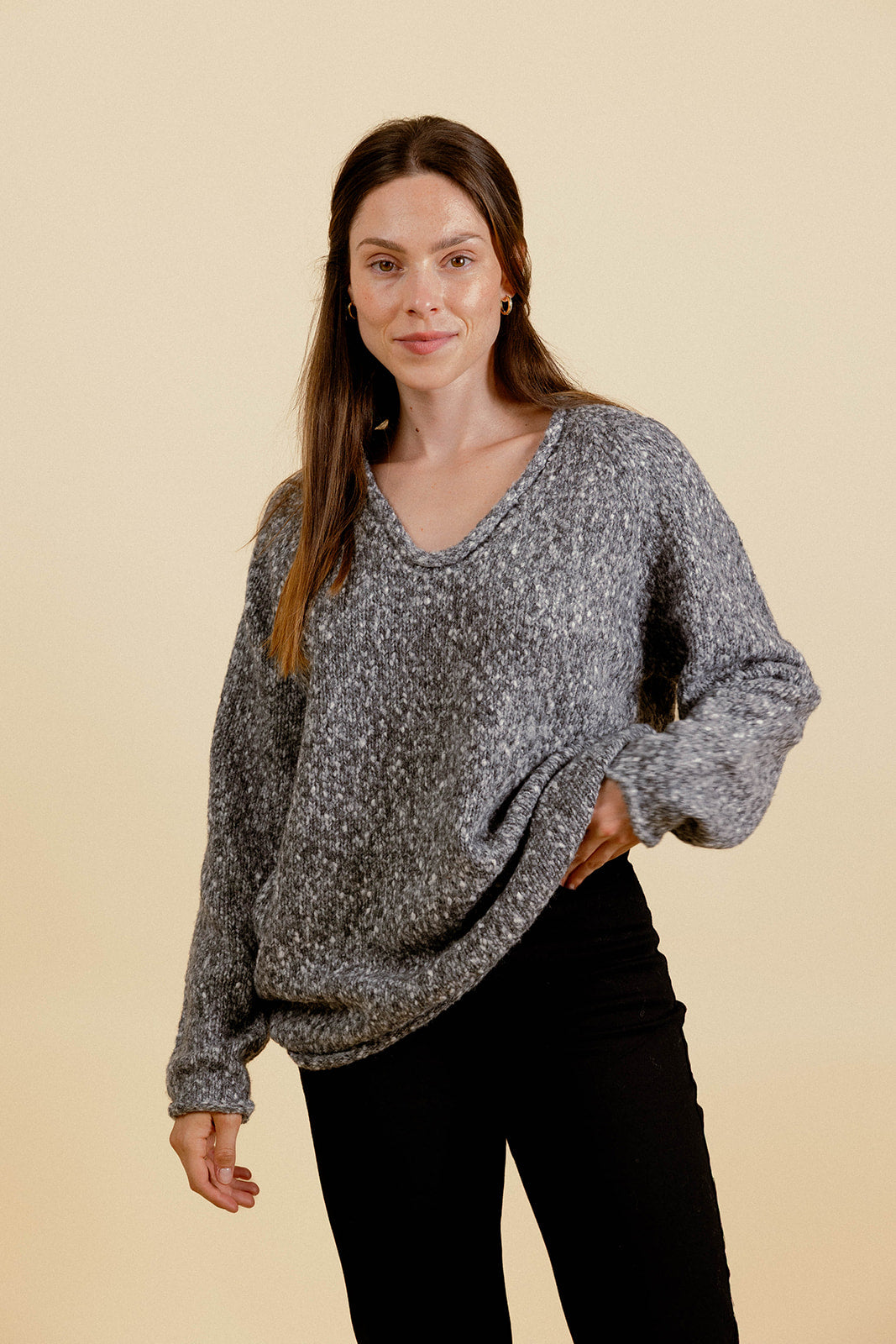 BARLAY OVERSIZED SWEATER - BLACK