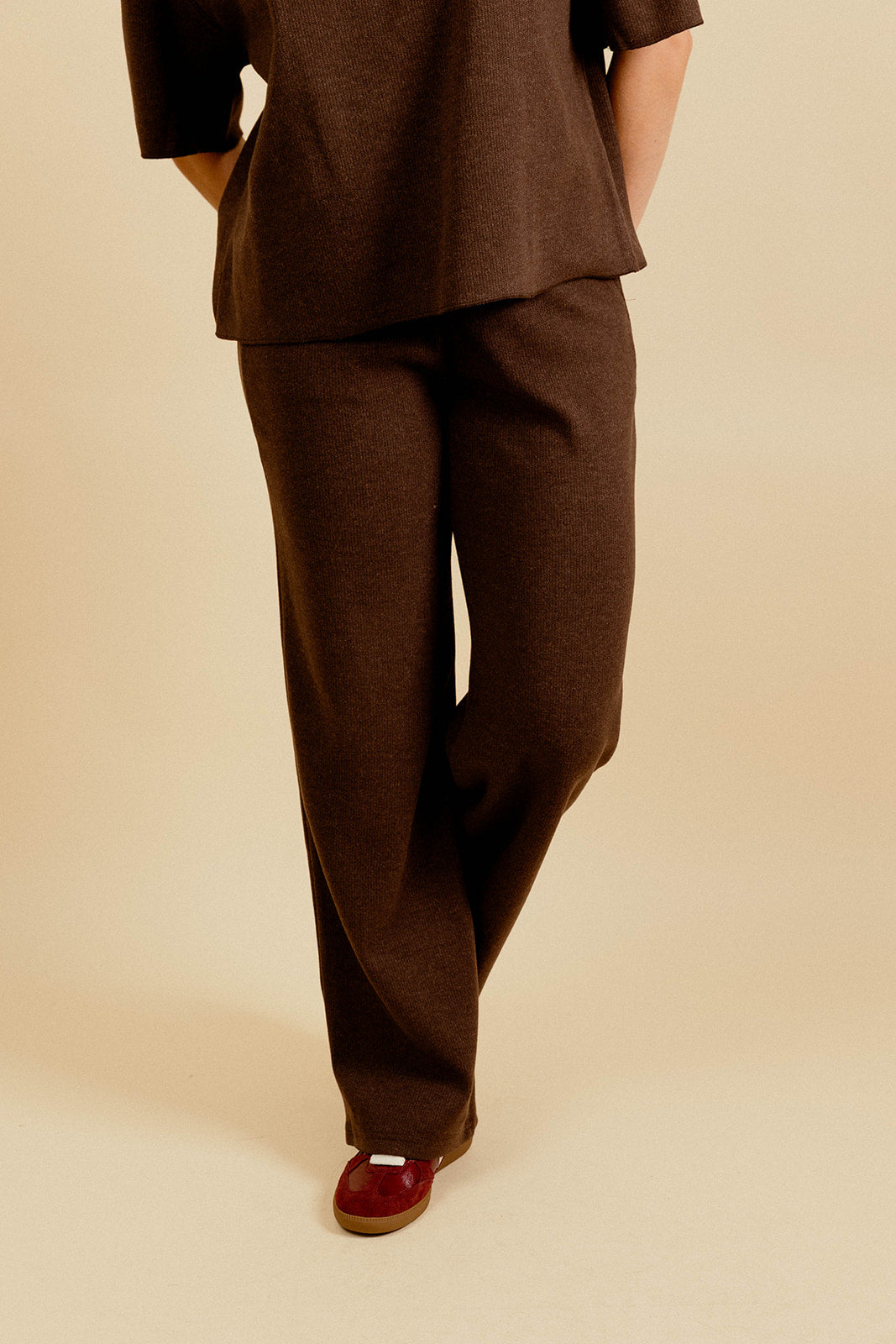 ELLIE JOGGING PANTS - BROWN