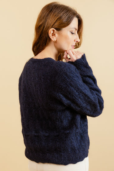 VÉRO - Pull Marine Manches Longues Col V Femme