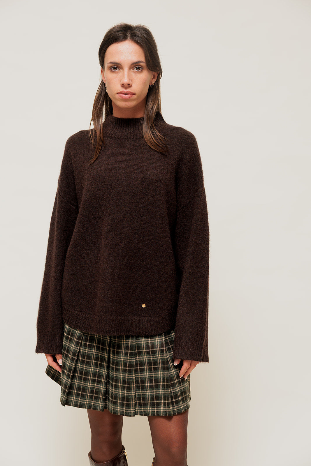 CALYORA - Pull Col Haut & Bas Arrondi Marron