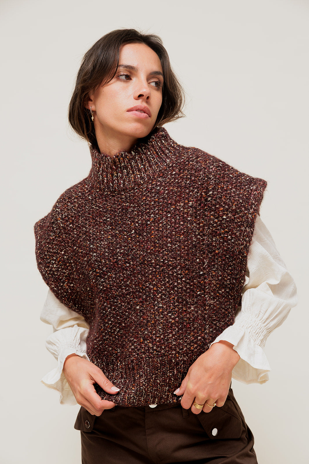 ISALINEY - Pull Sans Manches Col Haut Marron