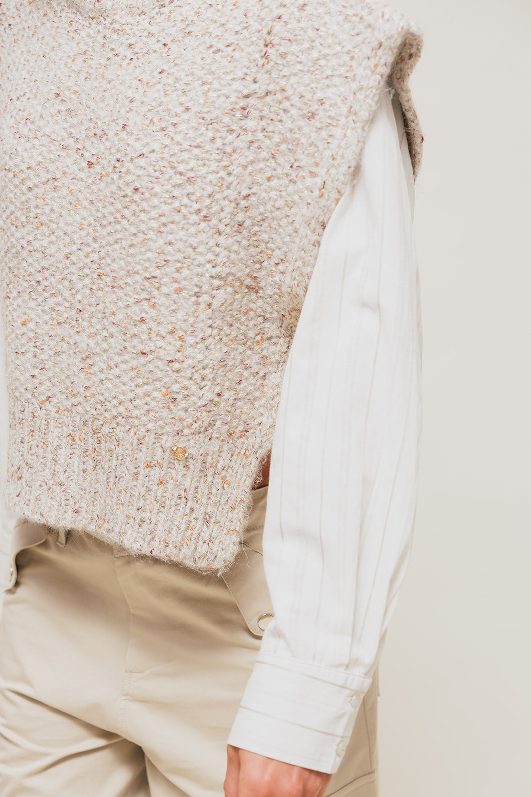 ISALINEY - Pull Sans Manches Col Haut Taupe