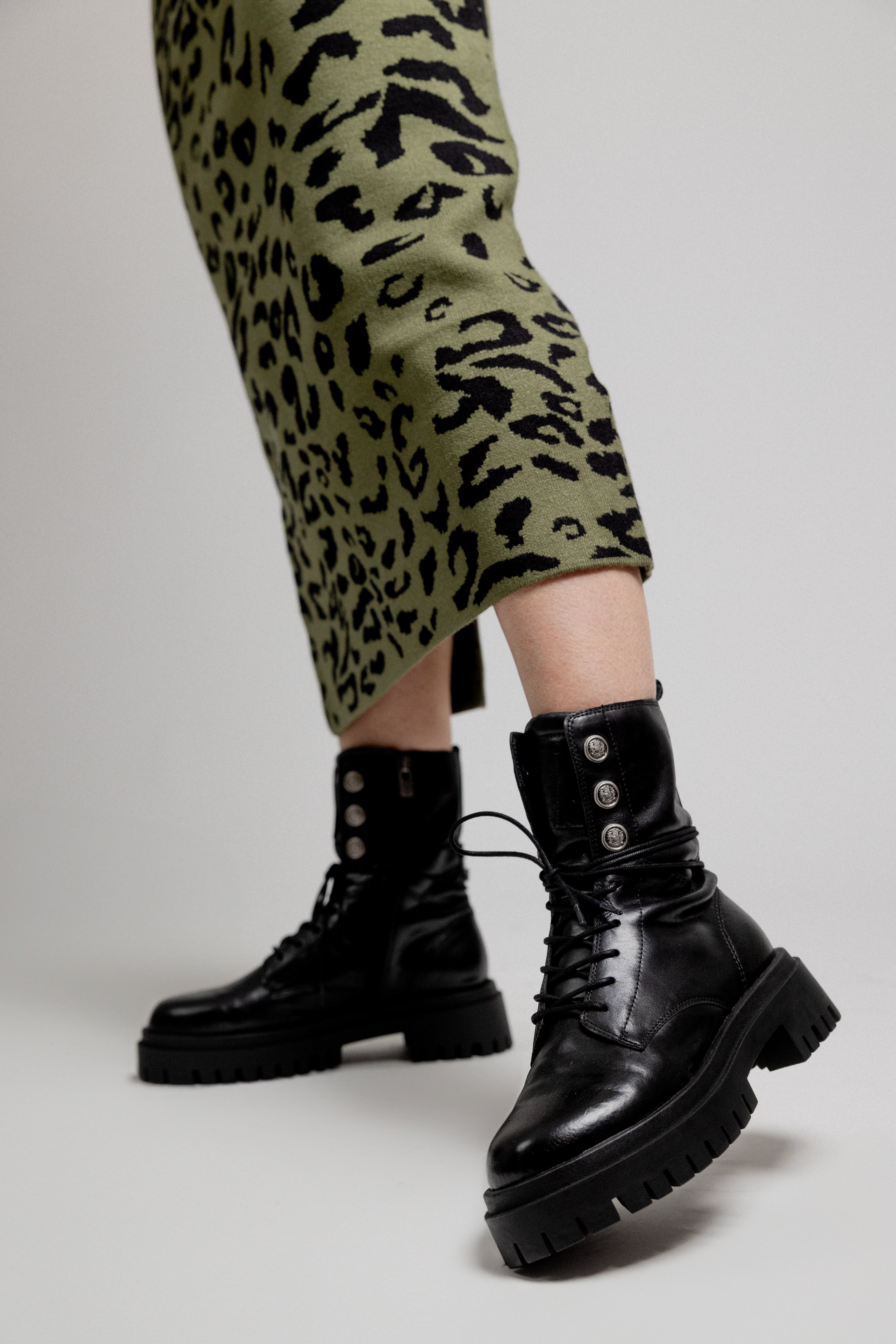 HORTENSE ANKLE BOOTS - BLACK