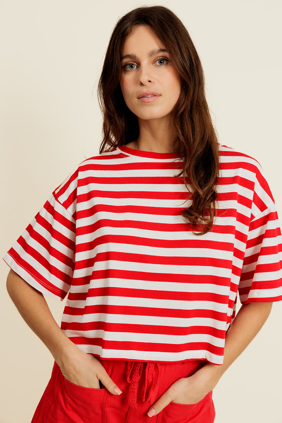 ZÉLYNOR - T-Shirt Court Rouge Oversize à Rayures