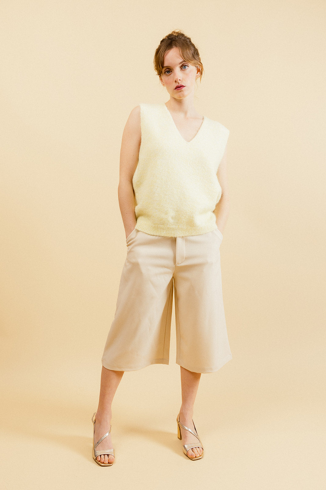 LORENZO - Bermuda Ivoire Taille Haute à Jambes Larges