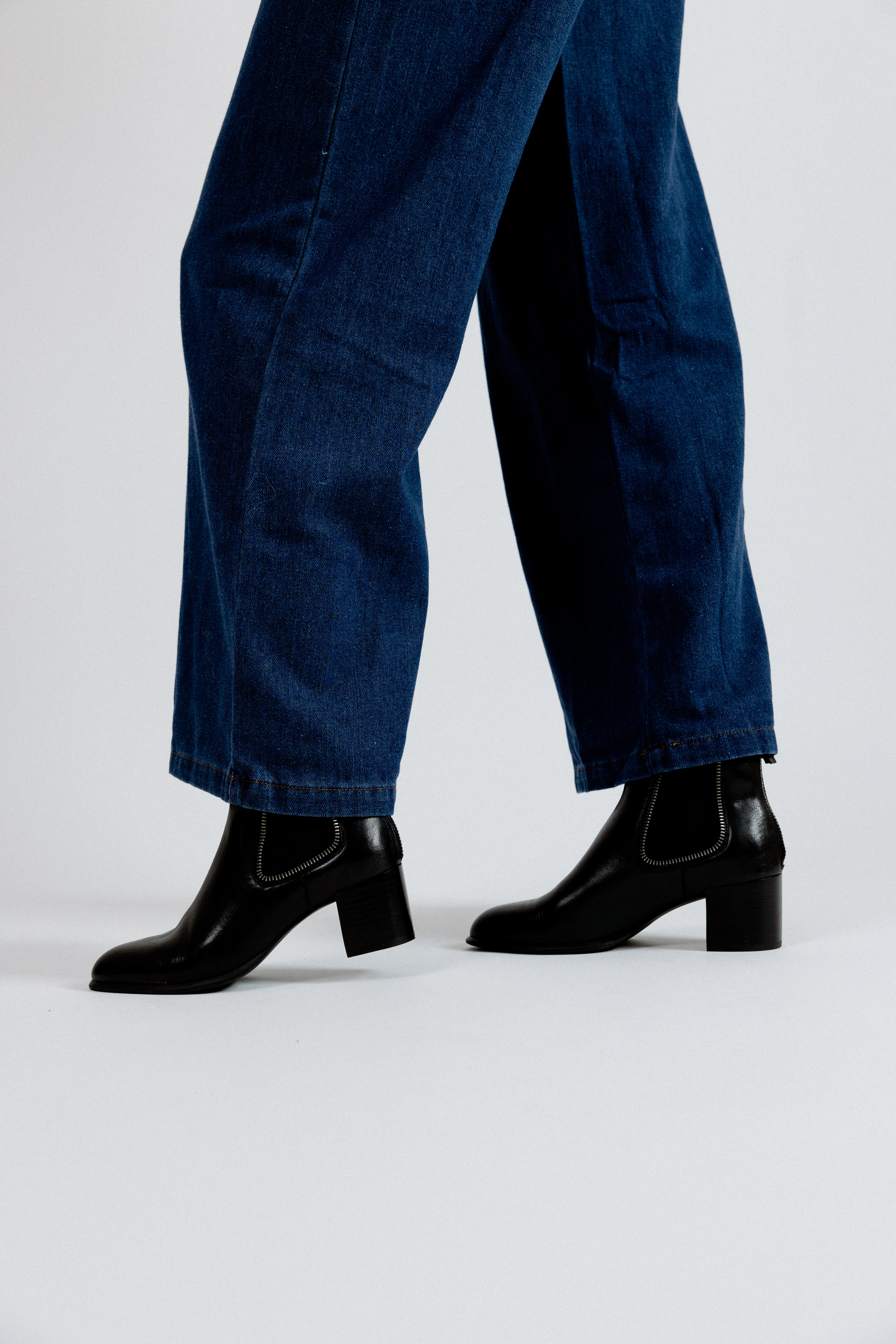 LOTUS ANKLE BOOTS - BLACK