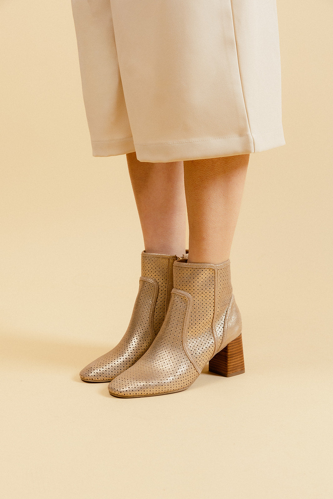 LOUNA - Bottines en cuir Or