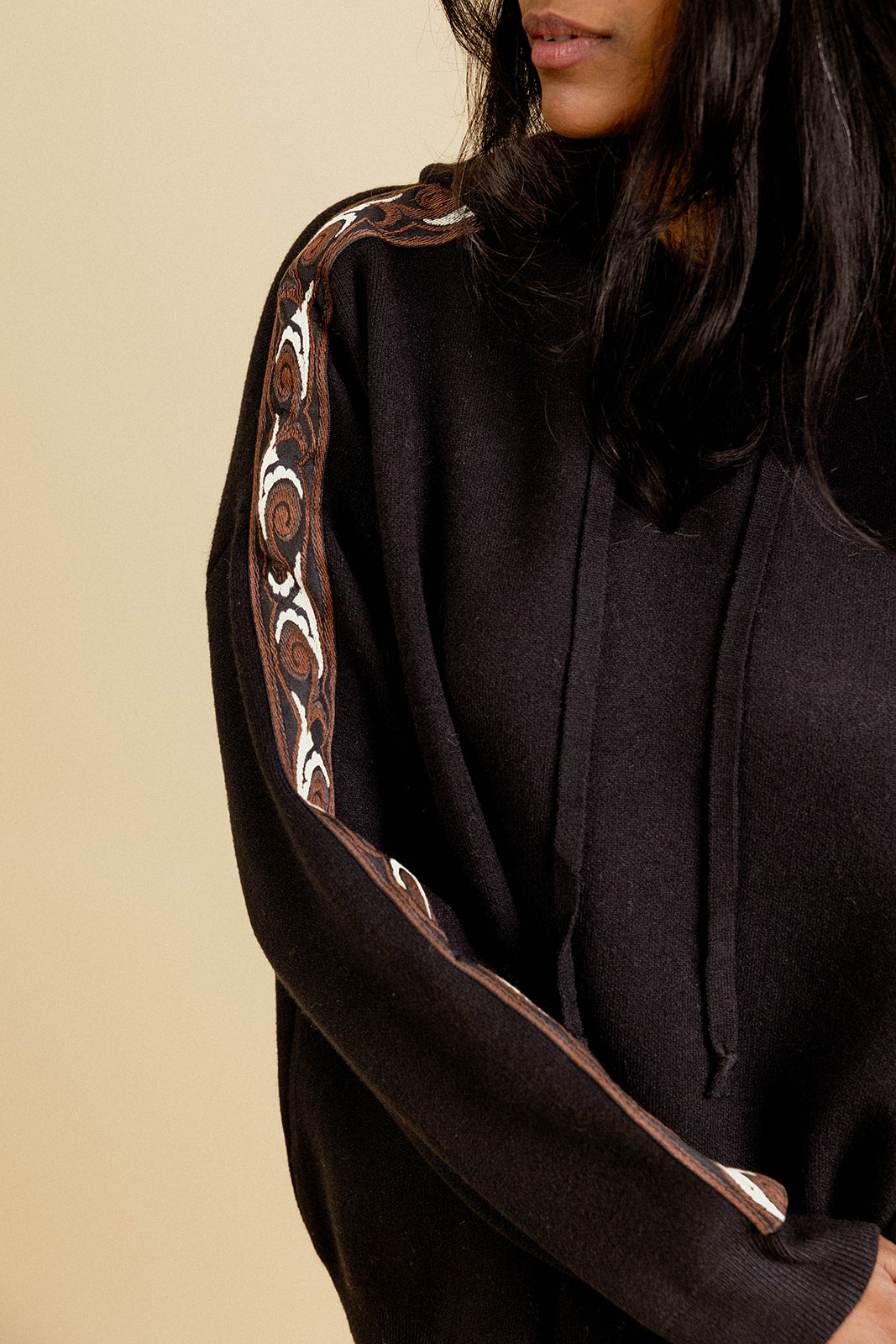 RUTHY SWEATSHIRT - BLACK 